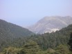 Die Berge um den Llogaraja Pass herum
